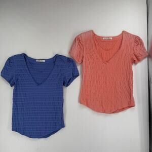 Free People T Shirt Bundle Womens Large Blue Pink V Neck‎ Puff Sleeve Casual